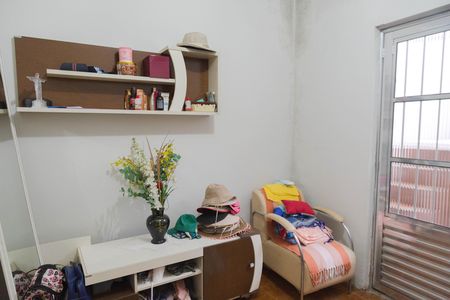 Casa à venda com 165m², 4 quartos e 2 vagas Casa à venda com 165m², 4 quartos e 2 vagasÁrea de Serviço