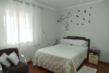 Casa à venda com 165m², 4 quartos e 2 vagas Casa à venda com 165m², 4 quartos e 2 vagasQuarto 04