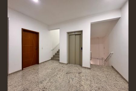 Apartamento para alugar com 90m², 3 quartos e 2 vagas Apartamento para alugar com 90m², 3 quartos e 2 vagasHall de entrada