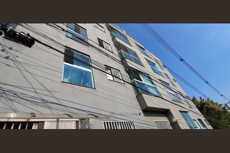 Apartamento à venda com 87m², 3 quartos e 2 vagas Apartamento à venda com 87m², 3 quartos e 2 vagasFachada