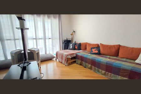 Apartamento à venda com 87m², 3 quartos e 2 vagas Apartamento à venda com 87m², 3 quartos e 2 vagasSala