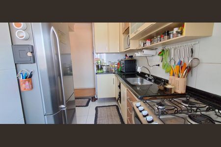 Apartamento à venda com 87m², 3 quartos e 2 vagas Apartamento à venda com 87m², 3 quartos e 2 vagasCozinha