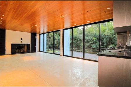 Casa à venda com 360m², 4 quartos e 4 vagas Casa à venda com 360m², 4 quartos e 4 vagasSala 2 andar