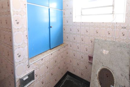 Casa para alugar com 181m², 3 quartos e 6 vagas Casa para alugar com 181m², 3 quartos e 6 vagasBanheiro