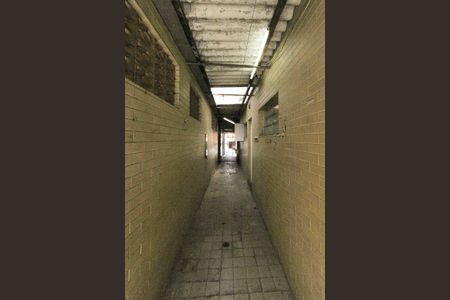 Casa para alugar com 181m², 3 quartos e 6 vagas Casa para alugar com 181m², 3 quartos e 6 vagasCorredor