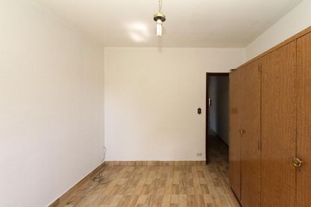 Casa para alugar com 181m², 3 quartos e 6 vagas Casa para alugar com 181m², 3 quartos e 6 vagasQuarto