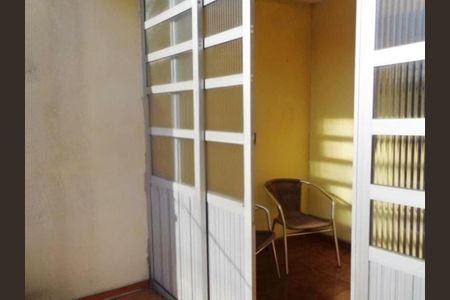 Casa à venda com 125m², 2 quartos e 1 vaga