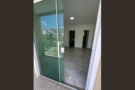 Casa de condomínio à venda com 140m², 2 quartos e 1 vaga Casa de condomínio à venda com 140m², 2 quartos e 1 vagaQuarto 1