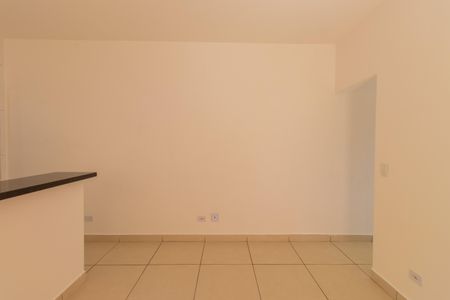 Casa para alugar com 60m², 2 quartos e sem vaga Casa para alugar com 60m², 2 quartos e sem vagaSala
