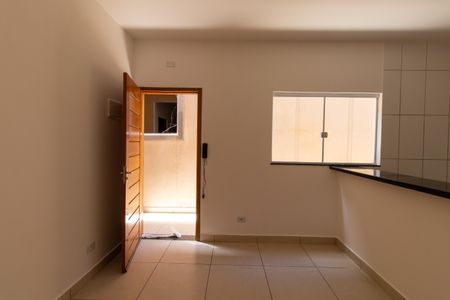 Casa para alugar com 60m², 2 quartos e sem vaga Casa para alugar com 60m², 2 quartos e sem vagaSala