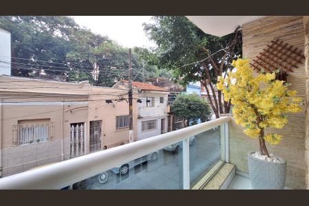 Casa à venda com 220m², 3 quartos e 1 vaga Casa à venda com 220m², 3 quartos e 1 vagaVaranda da suíte