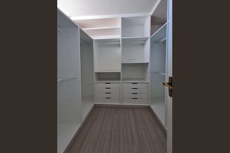 Casa de condomínio à venda com 620m², 4 quartos e 10 vagas