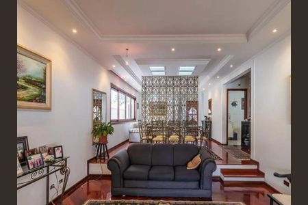 Casa de condomínio à venda com 450m², 4 quartos e 4 vagas