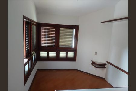 Casa de Condomínio à venda com 3 quartos, 620m² em Alphaville, Santana de Parnaíba