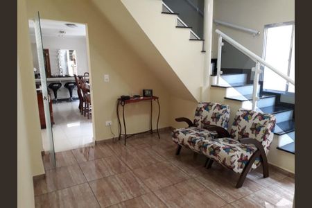 Casa à venda com 222m², 3 quartos e 2 vagas