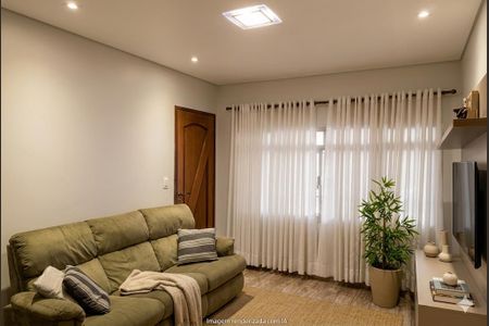 Casa à venda com 222m², 3 quartos e 2 vagas