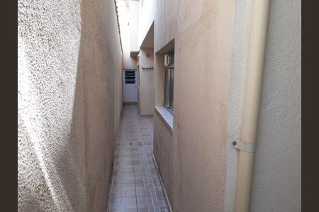 Casa à venda com 222m², 3 quartos e 2 vagas