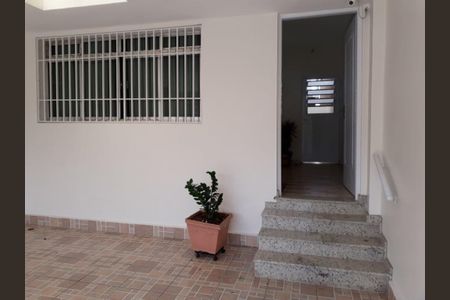 Casa à venda com 222m², 3 quartos e 2 vagas