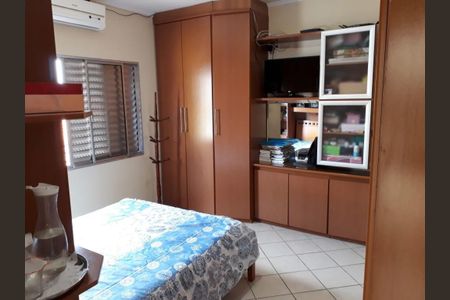 Casa à venda com 222m², 3 quartos e 2 vagas