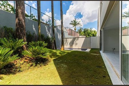 Casa à venda com 520m², 4 quartos e 5 vagas