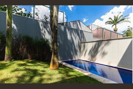 Casa à venda com 520m², 4 quartos e 5 vagas