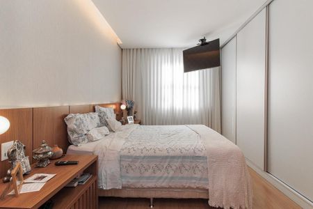 Apartamento à venda com 120m², 4 quartos e 2 vagas Apartamento à venda com 120m², 4 quartos e 2 vagasFoto 13