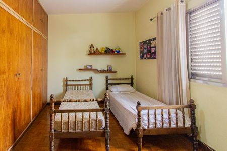 Casa à venda com 90m², 3 quartos e sem vaga Casa à venda com 90m², 3 quartos e sem vagaQuarto 2