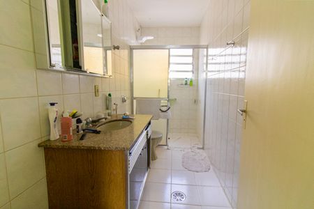 Casa à venda com 90m², 3 quartos e sem vaga Casa à venda com 90m², 3 quartos e sem vagaBanheiro
