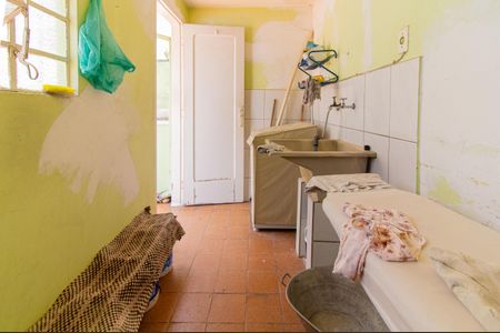 Casa à venda com 90m², 3 quartos e sem vaga Casa à venda com 90m², 3 quartos e sem vagaLavanderia