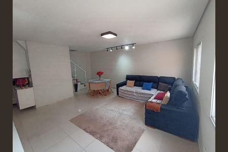 Casa à venda com 3 quartos, 90m² em Jardim Sabara, São Paulo