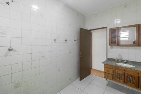 Casa à venda com 412m², 3 quartos e 4 vagas Casa à venda com 412m², 3 quartos e 4 vagasBanheiro