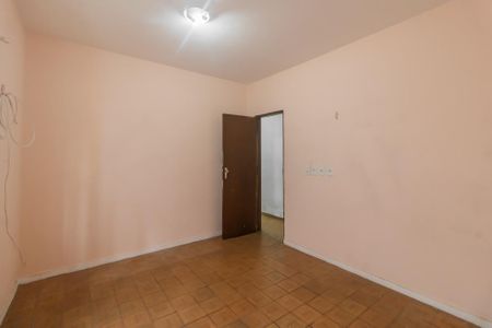 Casa à venda com 412m², 3 quartos e 4 vagas Casa à venda com 412m², 3 quartos e 4 vagasQuarto 3