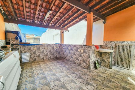 Casa à venda com 125m², 2 quartos e 2 vagas Casa à venda com 125m², 2 quartos e 2 vagasÁrea de Serviço