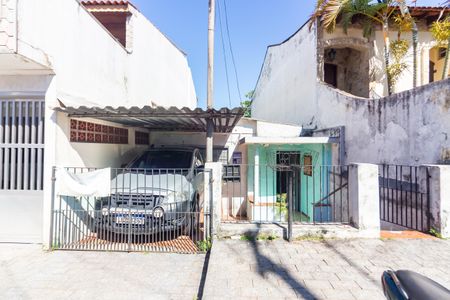 Casa à venda com 79m², 2 quartos e 1 vaga Casa à venda com 79m², 2 quartos e 1 vagaFachada