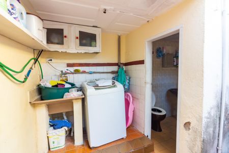 Casa à venda com 79m², 2 quartos e 1 vaga Casa à venda com 79m², 2 quartos e 1 vagaQuintal