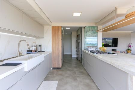 Apartamento para alugar com 186m², 5 quartos e 3 vagas Apartamento para alugar com 186m², 5 quartos e 3 vagasCozinha