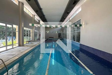 Apartamento para alugar com 186m², 5 quartos e 3 vagas Apartamento para alugar com 186m², 5 quartos e 3 vagasÁrea comum - Piscina