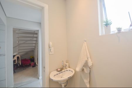 Casa à venda com 124m², 3 quartos e 2 vagas Casa à venda com 124m², 3 quartos e 2 vagasLavabo