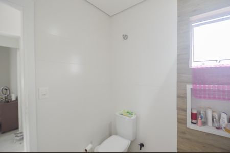 Casa à venda com 124m², 3 quartos e 2 vagas Casa à venda com 124m², 3 quartos e 2 vagasBanheiro