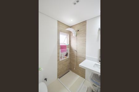 Casa à venda com 124m², 3 quartos e 2 vagas Casa à venda com 124m², 3 quartos e 2 vagasBanheiro