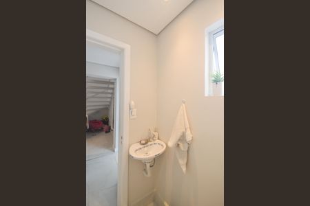 Casa à venda com 124m², 3 quartos e 2 vagas Casa à venda com 124m², 3 quartos e 2 vagasLavabo