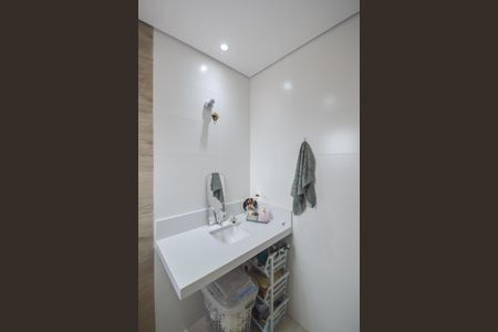 Casa à venda com 124m², 3 quartos e 2 vagas Casa à venda com 124m², 3 quartos e 2 vagasBanheiro