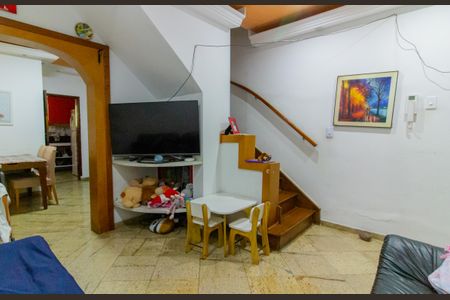 Casa à venda com 125m², 4 quartos e 1 vaga Casa à venda com 125m², 4 quartos e 1 vagaSala