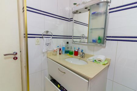 Casa à venda com 125m², 4 quartos e 1 vaga Casa à venda com 125m², 4 quartos e 1 vagaBanheiro da Suíte