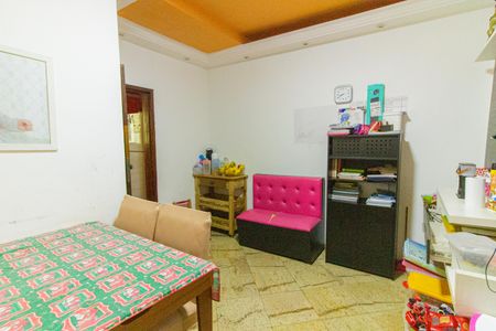 Casa à venda com 125m², 4 quartos e 1 vaga Casa à venda com 125m², 4 quartos e 1 vagaSala de Jantar