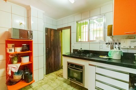 Casa à venda com 125m², 4 quartos e 1 vaga Casa à venda com 125m², 4 quartos e 1 vagaCozinha