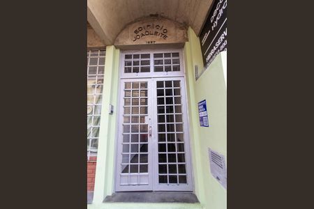 Studio para alugar com 35m², 1 quarto e sem vaga Studio para alugar com 35m², 1 quarto e sem vagaEntrada