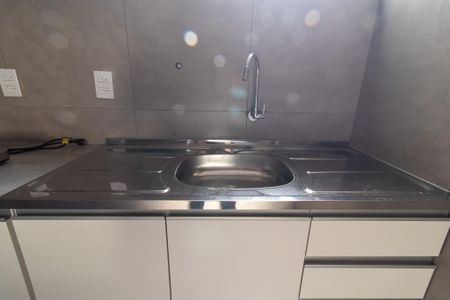 Studio para alugar com 35m², 1 quarto e sem vaga Studio para alugar com 35m², 1 quarto e sem vagaCozinha