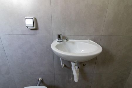 Studio para alugar com 35m², 1 quarto e sem vaga Studio para alugar com 35m², 1 quarto e sem vagaBanheiro