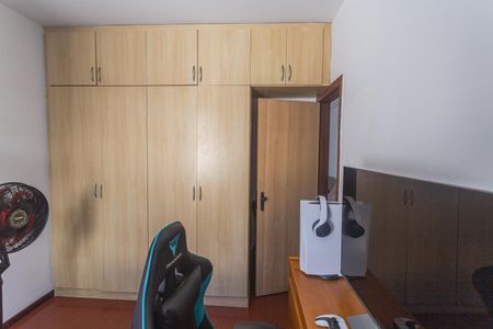 Apartamento à venda com 48m², 1 quarto e 1 vaga Apartamento à venda com 48m², 1 quarto e 1 vagaArmário do Quarto